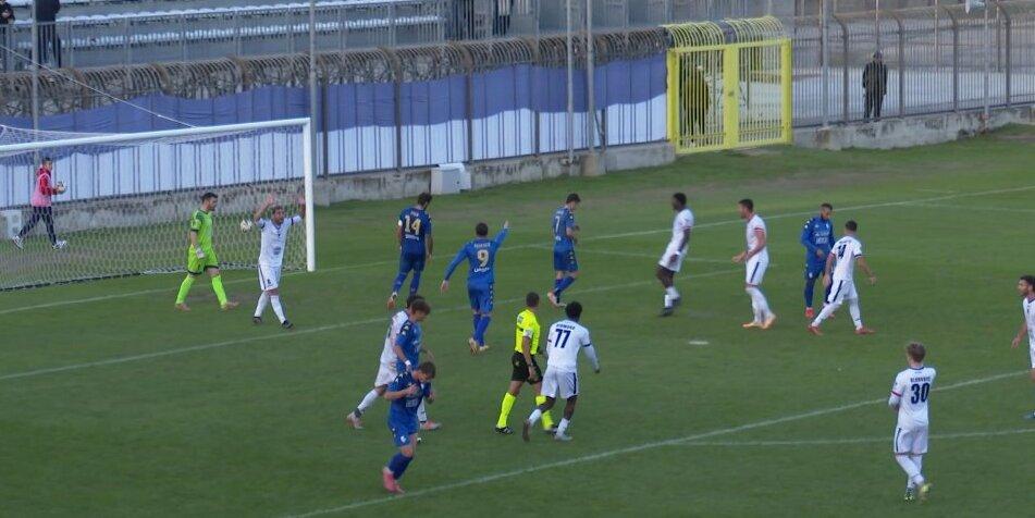 Un derby per ritrovare il filo