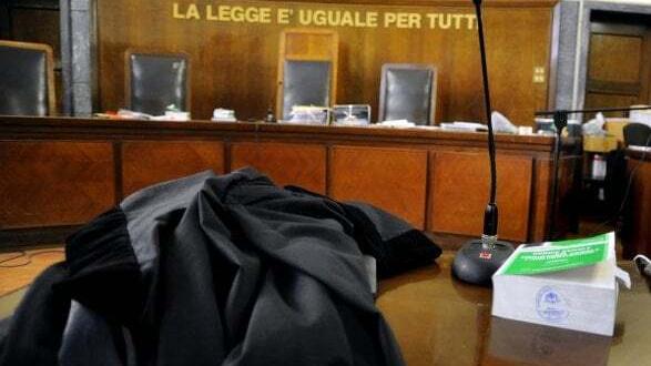 Cenaia, la nonna 80enne rapinata e immobilizzata dal nipote: «È stato come se mi avesse preso a coltellate»