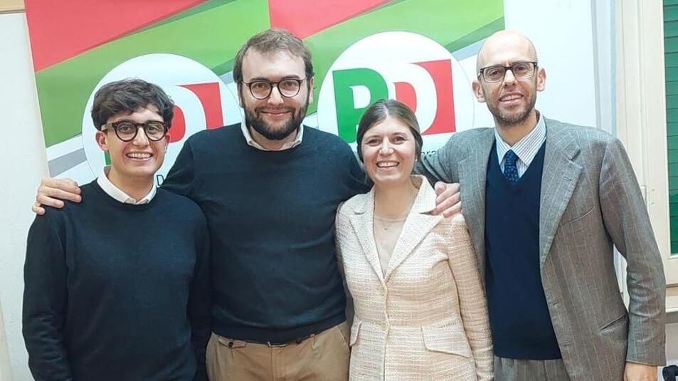 Nella foto da sinistra il segretario dell’unione comunale Lorenzo Cei, il candidato sindaco Mantellassi, l’attuale sindaca Brenda Barnini e Jacopo Mazzantini