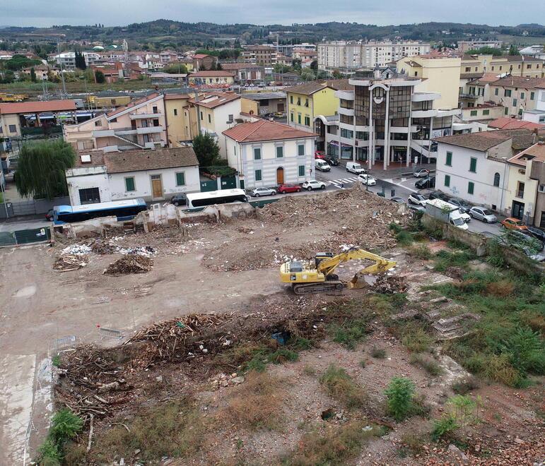 L’area vista dall’alto: 6.700 metri quadrati in centro abbandonati da decenni