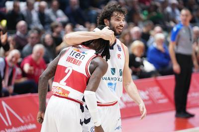 La Unahotels si accende nel secondo tempo e manda al tappeto Pistoia