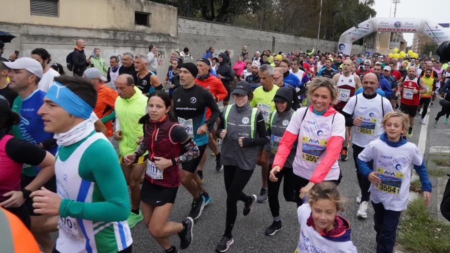 La partenza (foto Franco Silvi)