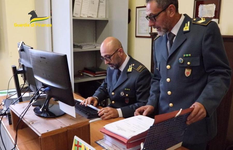 Lucca, indebite compensioni di crediti d’imposta per cinque aziende