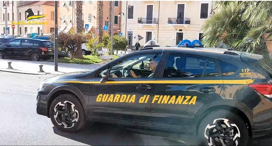 Reggio Emilia, spaccio all’ombra della ‘ndrangheta: una perquisizione a Montecchio