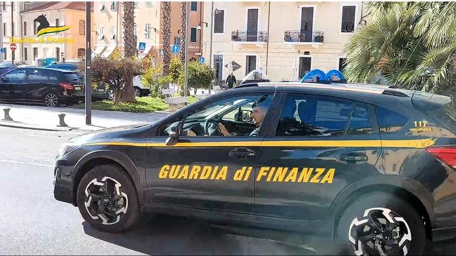Reggio Emilia, spaccio all’ombra della ‘ndrangheta: una perquisizione a Montecchio