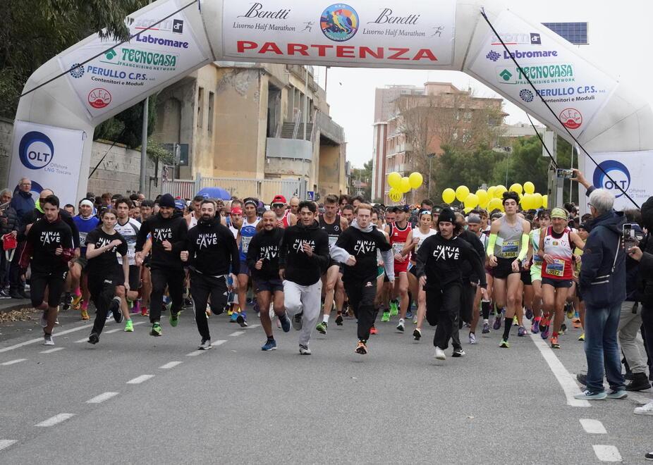 Livorno, neanche la pioggia ha fermato la Half Marathon. Ecco le classifiche<br>
