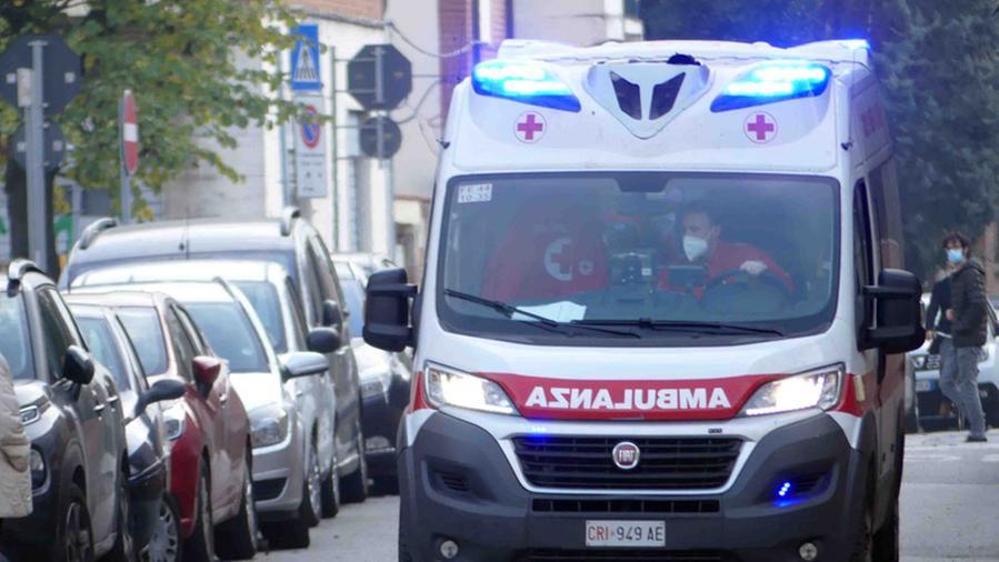Schianto a Foiano della Chiana, un morto di 24 anni e due donne ferite