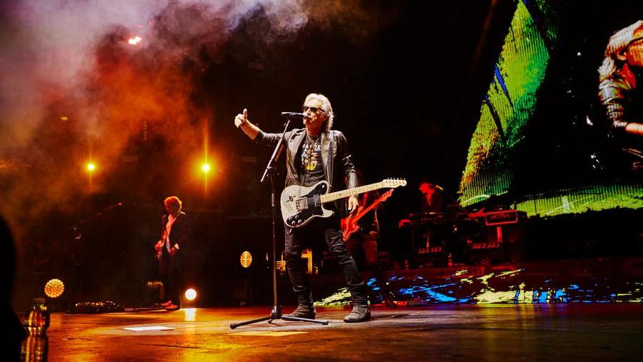 Ligabue al PalaModì, il rocker nazionale in concerto a Livorno