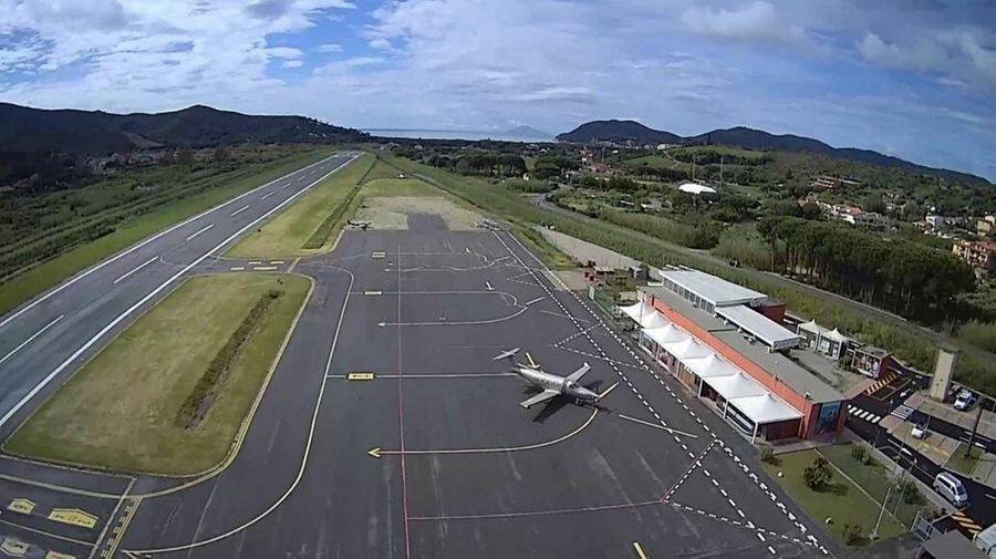 
	Lo scalo aeroportuale di Marina di Campo (foto Gio&rsquo; Di Stefano)

