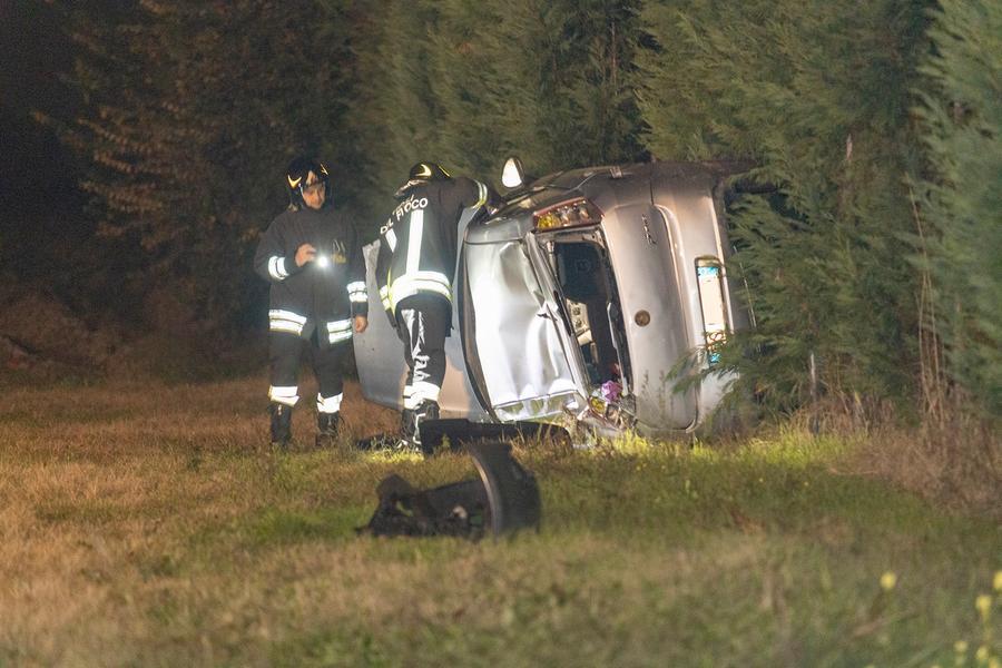 Modena, schianto sulla Strada Contrada: muore un 24enne