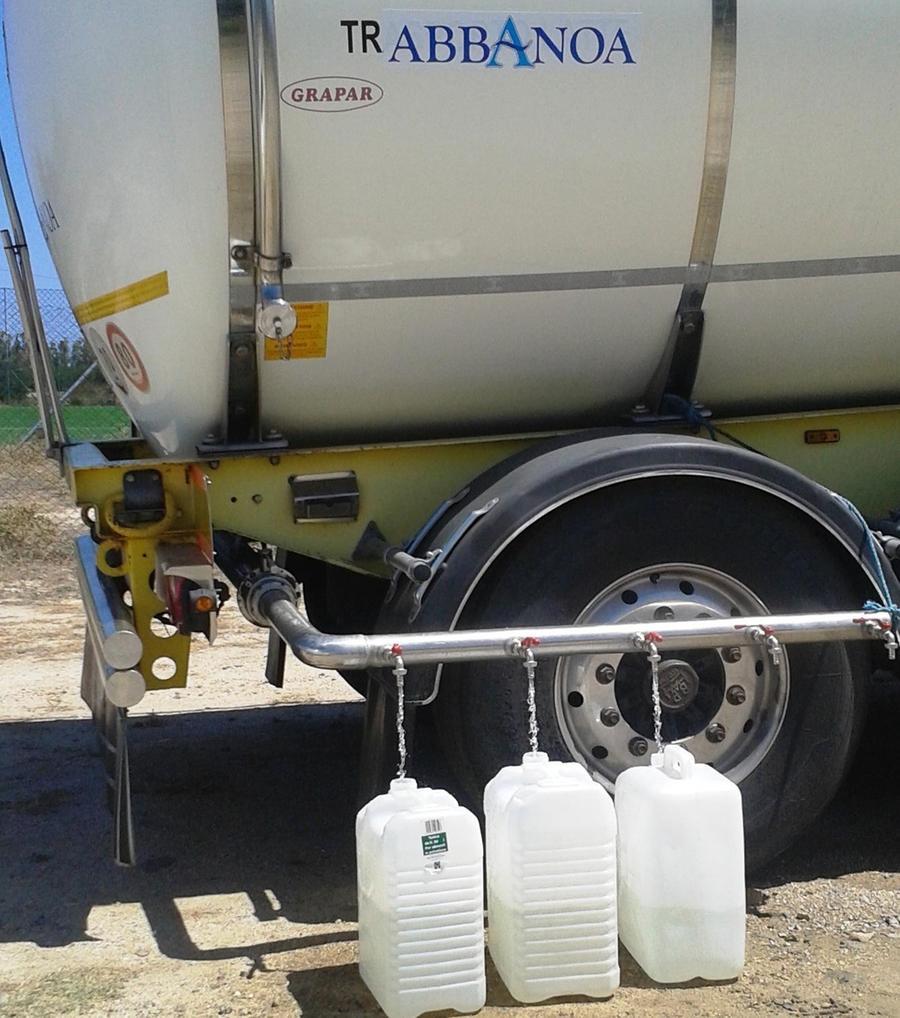 
	L'approvvigionamento idrico sar&agrave; garantito dalle autobotti

