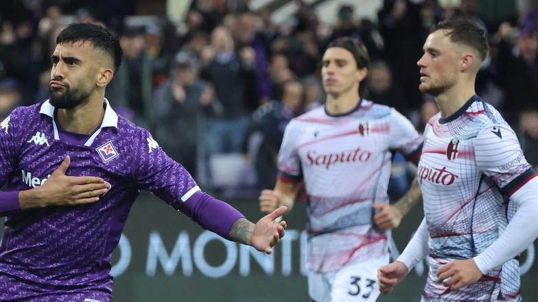 Nico Gonzalez in azione con la Fiorentina