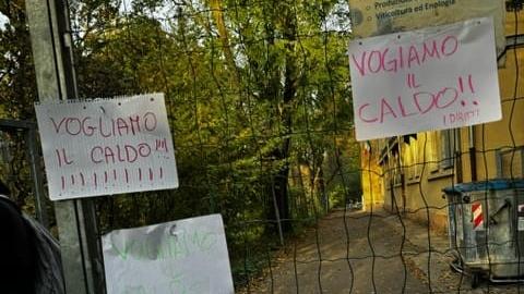 Castelfranco. Studenti in sciopero allo Spallanzani: «Vogliamo il caldo»