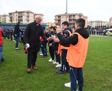 Festa a Nuoro, il Cagliari vince 9-0