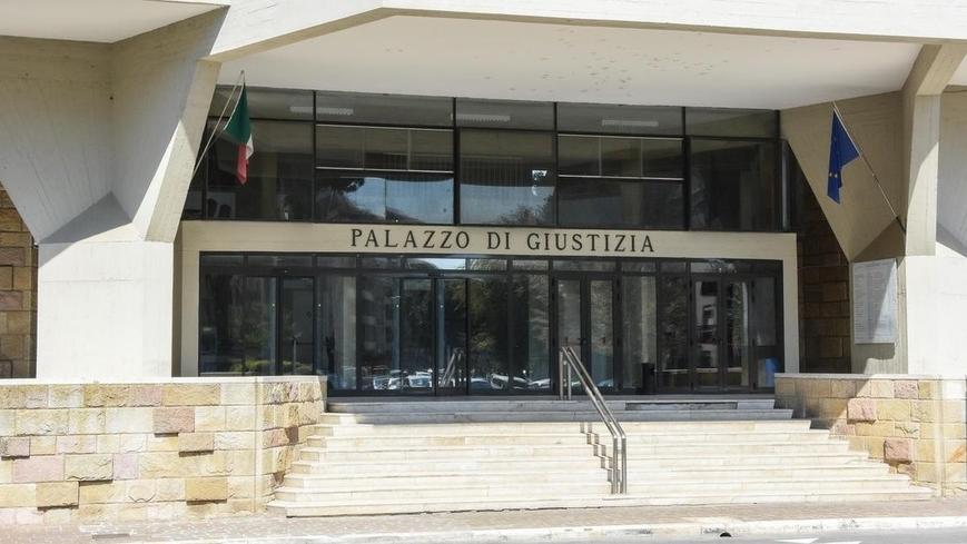 Grosseto, medico imputato di omicidio per la morte della compagna<br>