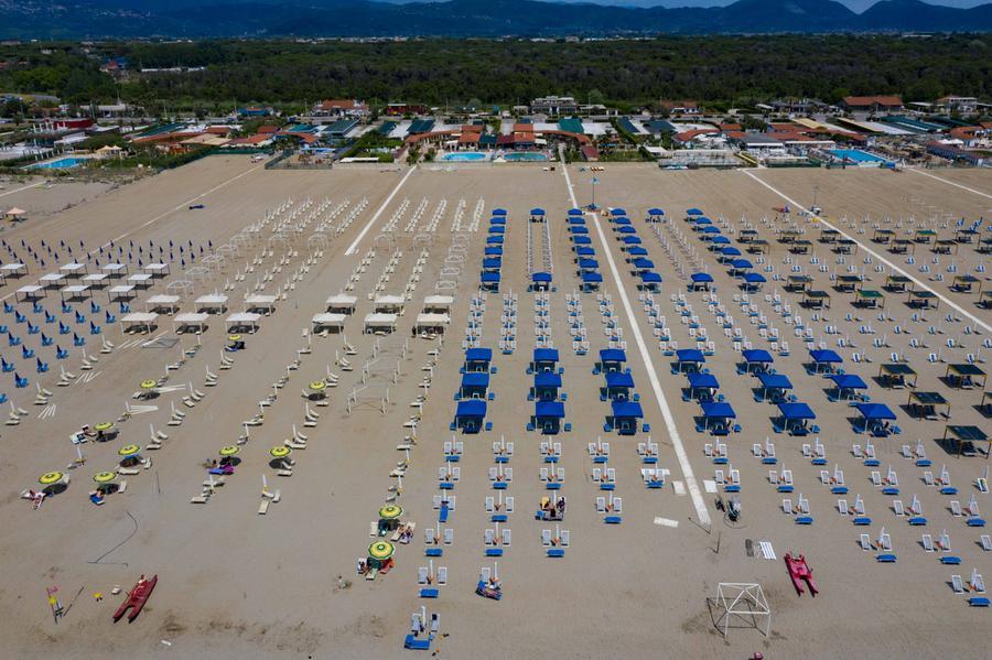 
	Stabilimenti balneari in Versilia

