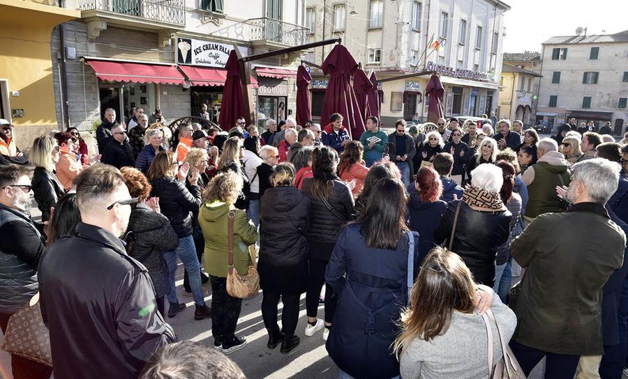 Scippi e rapine a Piombino, è boom di vendite degli spray al peperoncino: «Scorte esaurite»