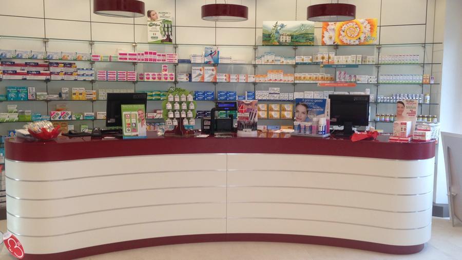 
	L'interno della farmacia del Corallo (Foto Facebook)

