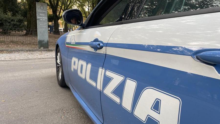 Modena. Controlli straordinari della polizia sui Viali e al parco Pertini
