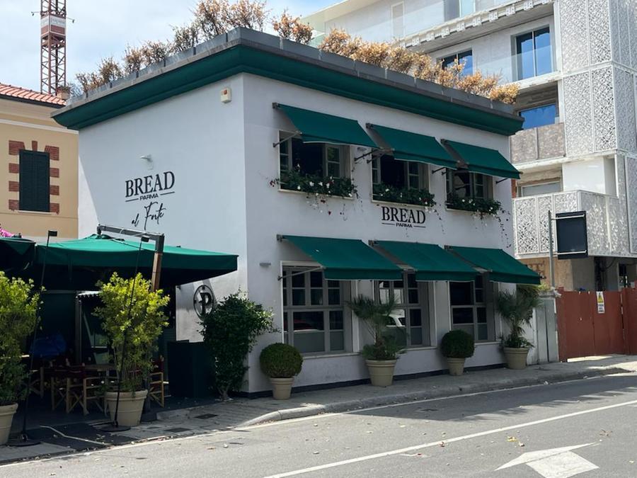 Forte dei Marmi, Hermès non potrà aprire sulla piazza Marconi: cosa blocca l’arrivo della maison parigina?