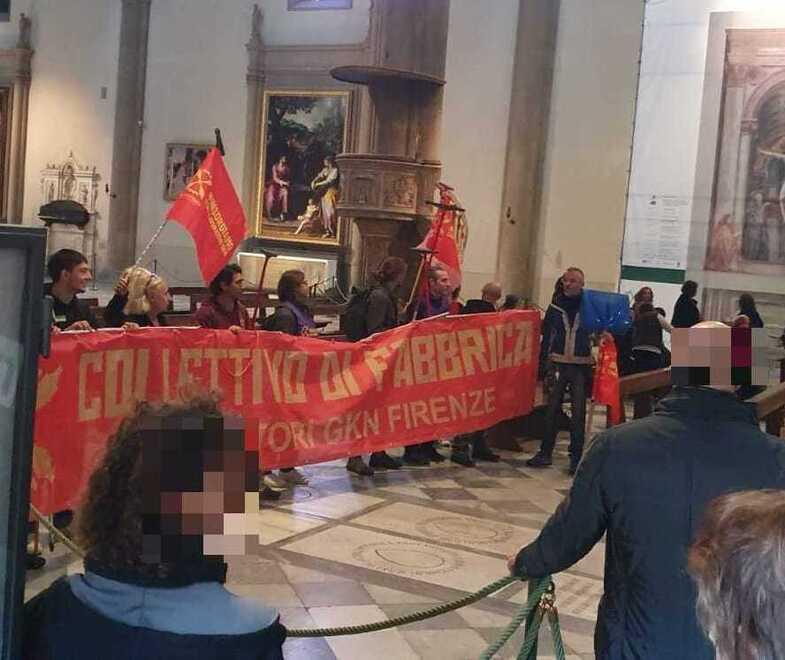 Firenze, blitz dei lavoratori dell’ex Gkn: occupata Santa Maria Novella