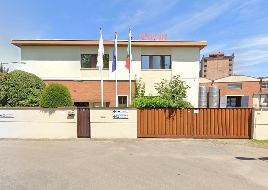 Savignano, investe con il muletto la collega mentre lavora: 29enne portata via in elicottero<br type="_moz" />
