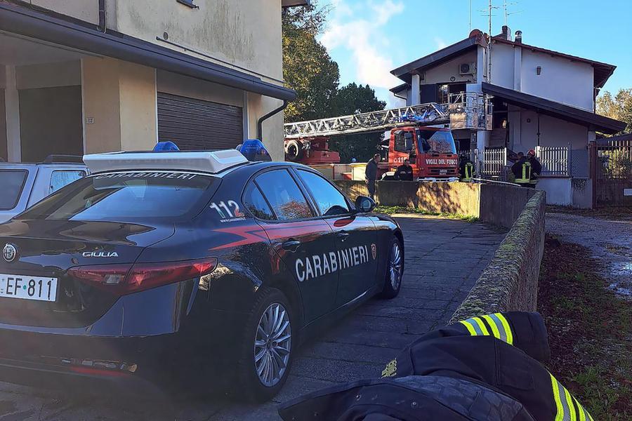 Lido Nazioni, fiamme in un’abitazione, donna si lancia dalla finestra