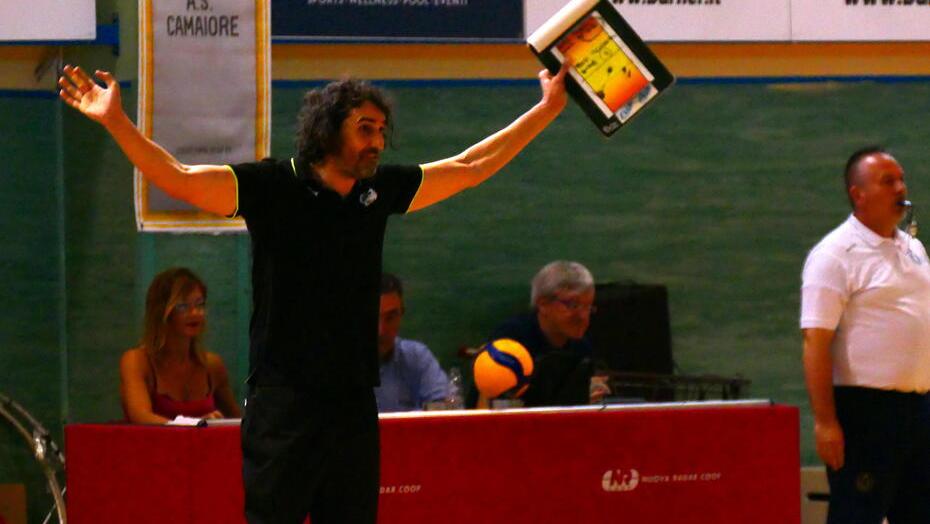 Dario Sansonetti sulla panchina dell’Upc