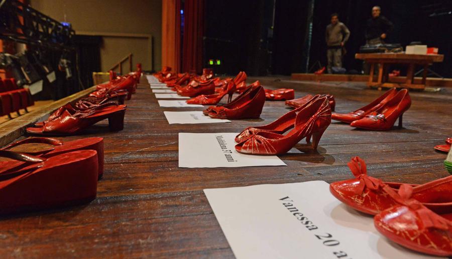 Violenza sulle donne, il racconto: «Quel primo schiaffone a 15 anni e il mio consiglio: confidatevi subito»