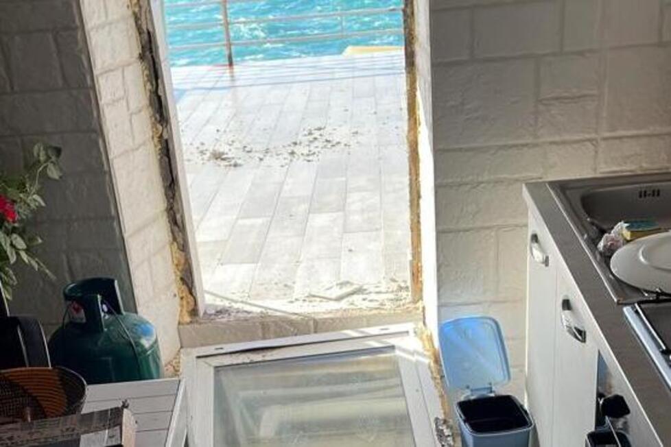 Livorno, ladri a Calafuria: via con 4mila euro