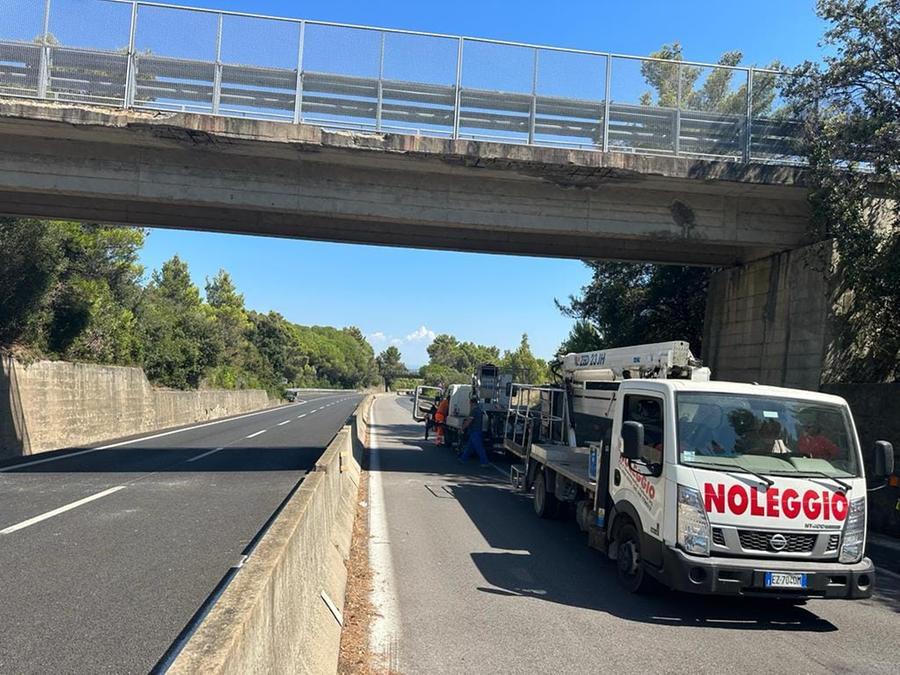 
	Il viadotto deteriorato nel tratto della variante Aurelia compreso tra Castiglioncello e Chioma: da agosto la strada &egrave; aperta con una sola corsia

