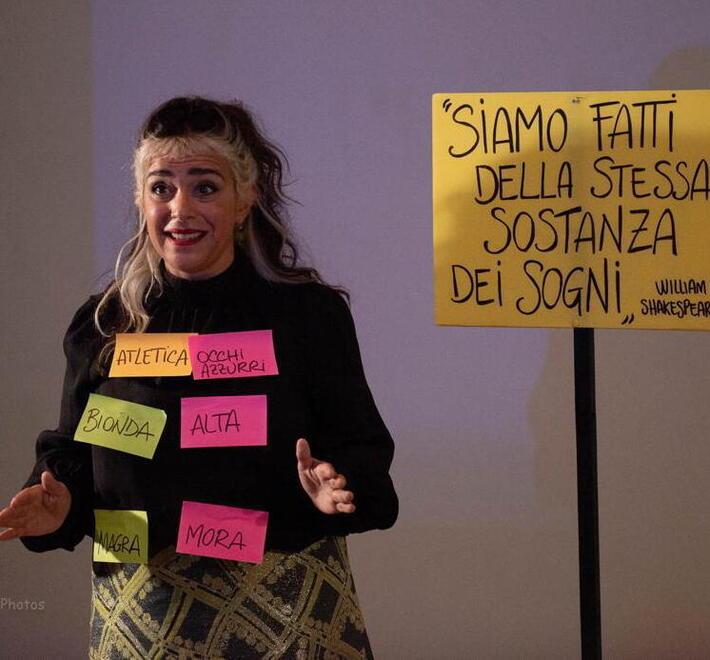 Franklin, vita da scienziata che ha scoperto il Dna: a Livorno lo spettacolo di Lara Gallo