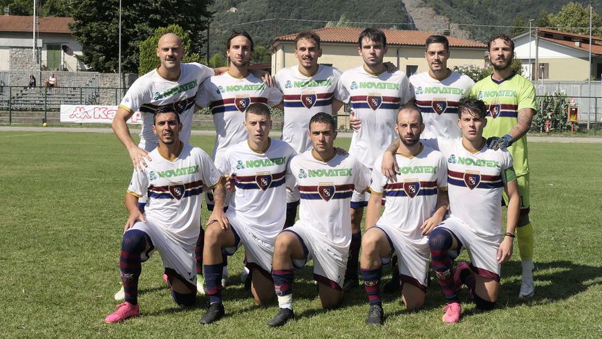 La squadra del Camaiore (Foto Roberto Paglianti)