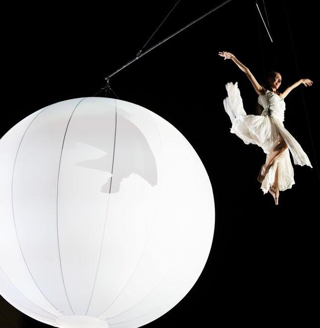 Reggio Emilia, Capodanno in piazza Prampolini alla ricerca del senno perduto