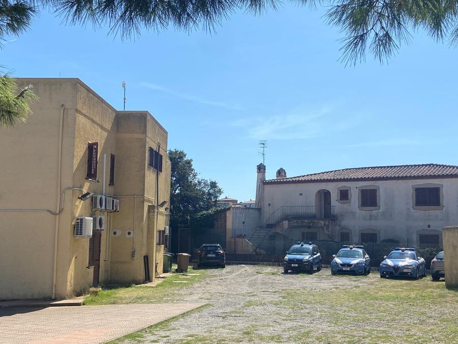 
	Il commissariato di polizia di Cannigione&nbsp;

