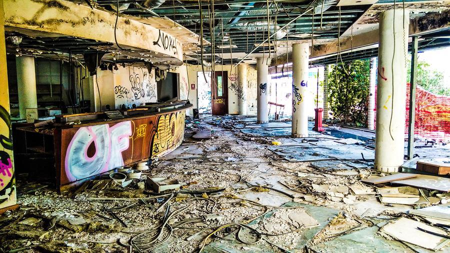 Modena. Holiday Inn, c’è la svolta: l’albergo fantasma sarà ristrutturato