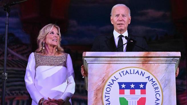 La moglie di Biden brinda con il Lambrusco Reggiano della Cantine Lombardini