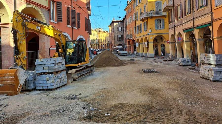 Modena. Canalchiaro, si libera il tratto di via Servi