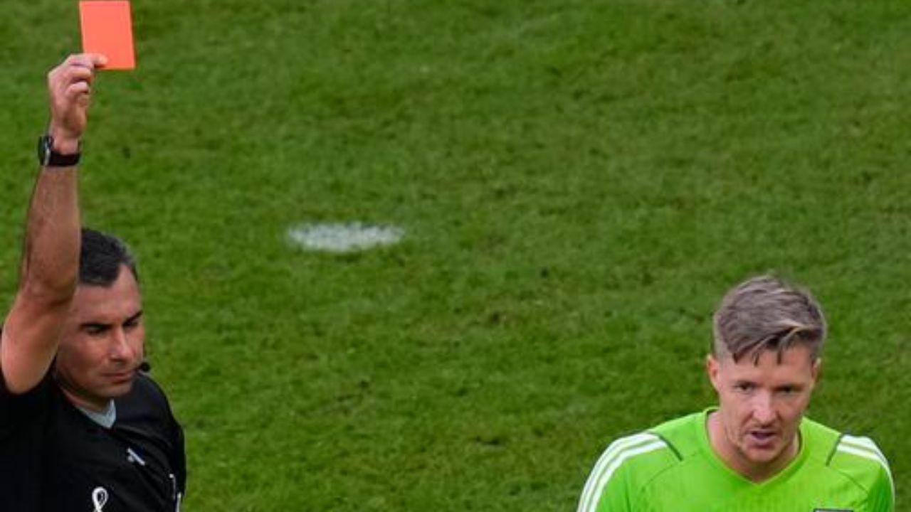 Calcio, arriva l'espulsione per dieci minuti: l'idea, la valutazione e la prova in Inghilterra<br>
