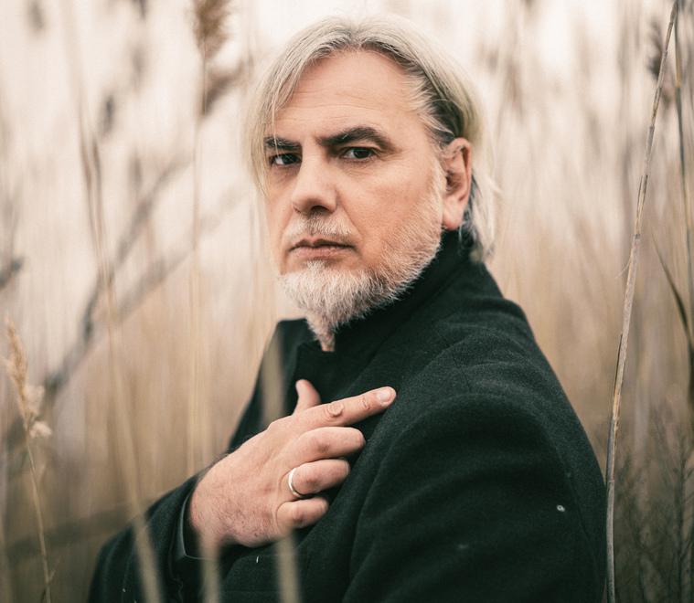 Paolo Benvegnù in scena all’Ariosto «Parlare d’amore è l’unica possibilità»