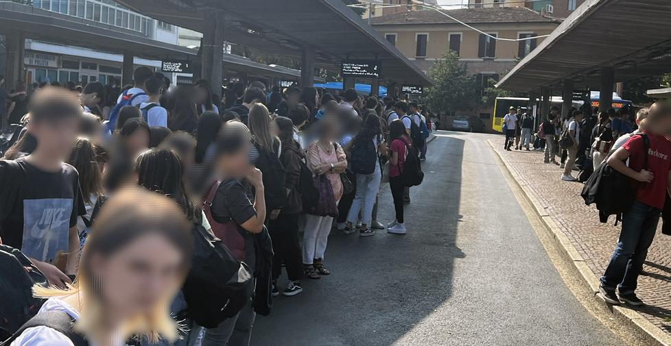 Modena. Studenti rapinati tutti i giorni: «Adesso usciamo senza soldi»<br>
