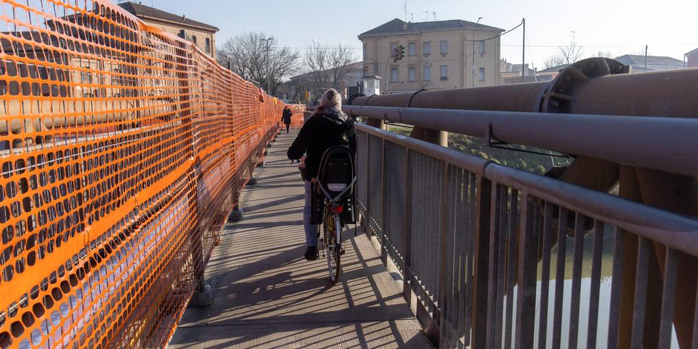 Bondeno, case senz’acqua ma scuole aperte