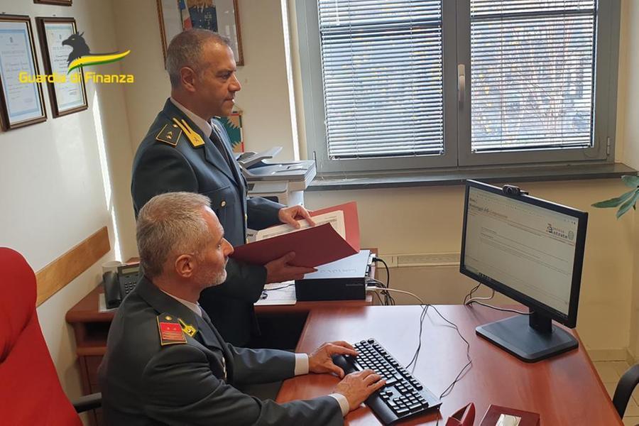 Lucca, falsi crediti bonus facciate: denunciate tre persone per truffa – Video