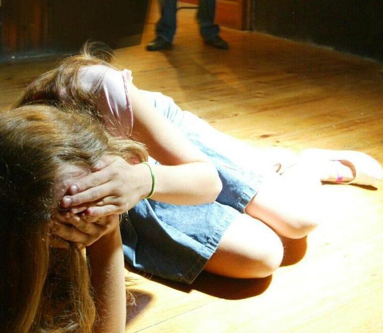 Abusi su una ragazza ubriaca nel parcheggio del locale: un 34enne di Montecatini a processo