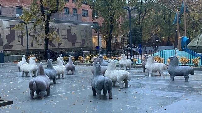 I cavallini di Costantino Nivola ritornano nella piazza di New York
