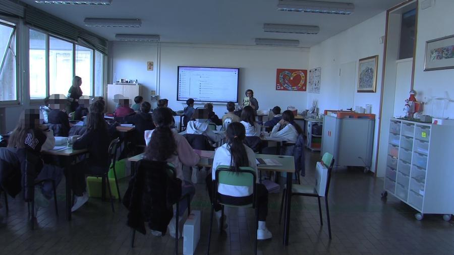 Sassuolo. Alle medie Ruini le classi ora migrano di aula in aula