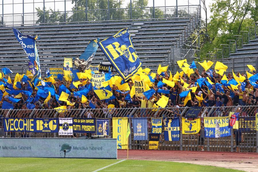 Tifosi del Modena verso Parma: finora venduti 1300 biglietti