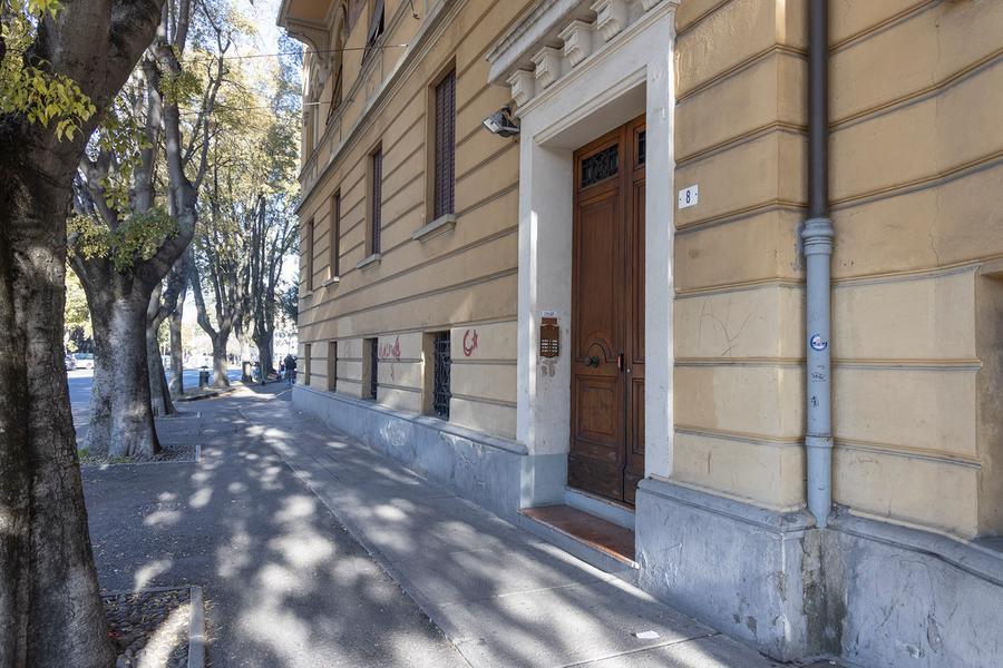 Modena, accoltellamento in largo Moro: il giudice convalida i fermi