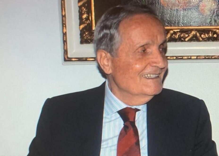Cascina, morto Valentino Cai: gli storici saloni di auto e la fondazione della Cassa Rurale e Artigiana<br>
