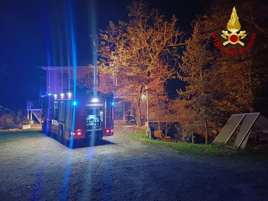 Incendio in un appartamento a Marzaglia, donna ustionata